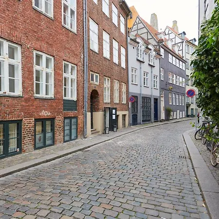 Magstræde Central *